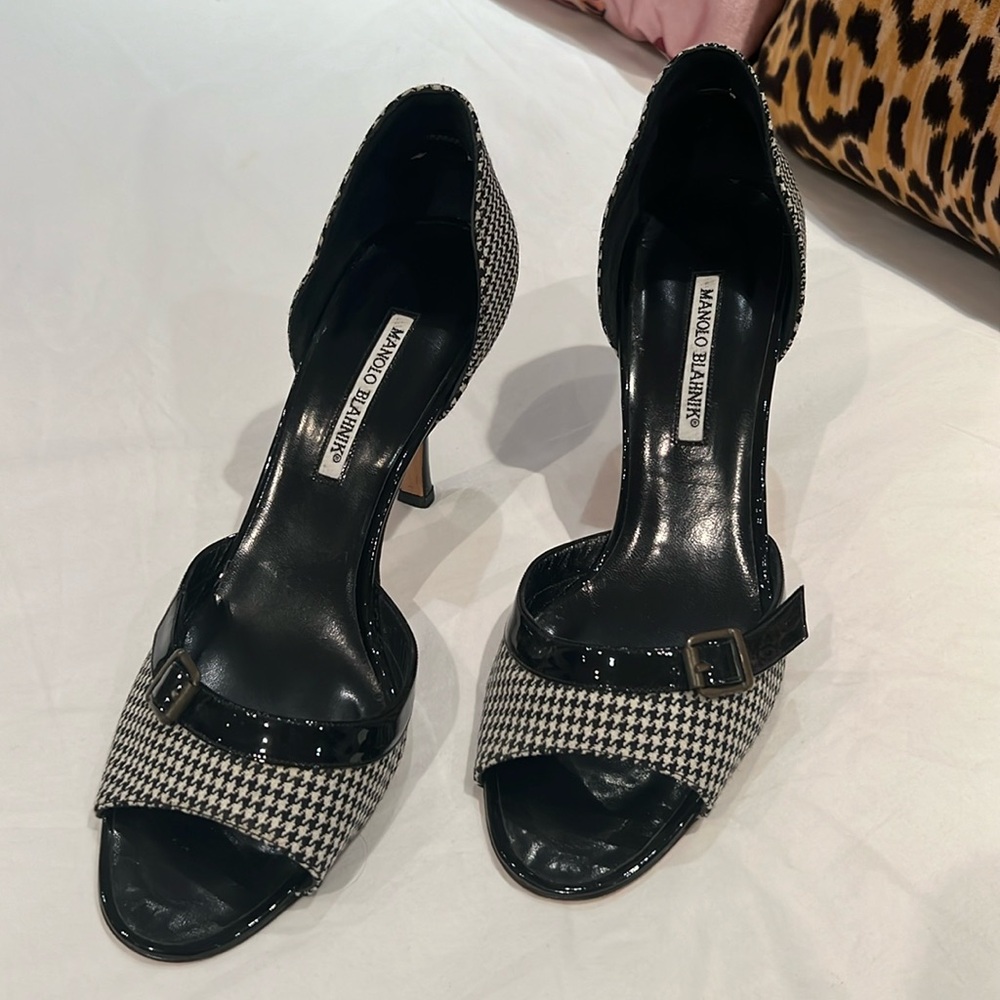 Manolo Blahnik  houndstooth pattern and black patent leather